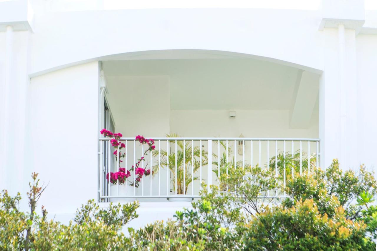 Mihama Beach House Villa Chatan Exterior foto